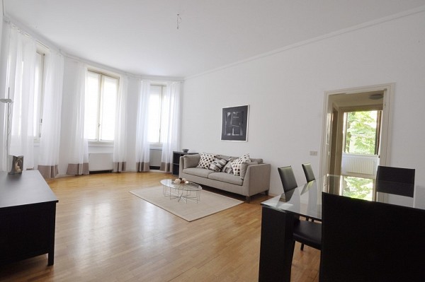 PPC private property consultants: شقة مفروشة في مبنى تاريخي تتواجد في شارع باسيوني