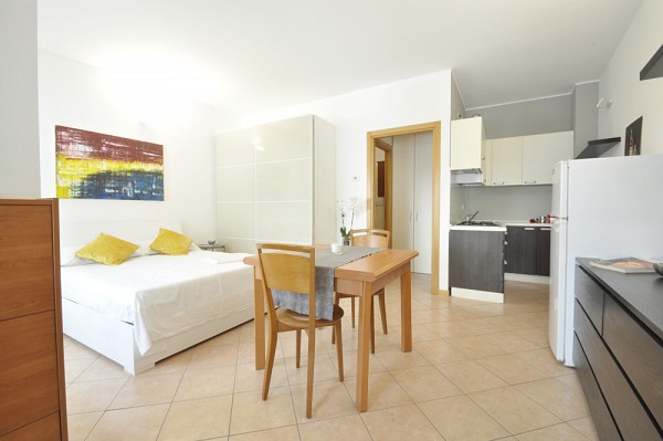 PPC private property consultants: Monolocale di ampie dimensioni sui navigli