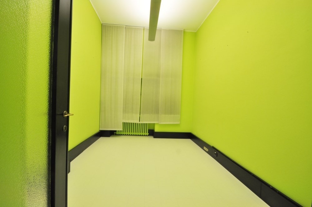 PPC private property consultants: Ufficio ristrutturato lungo Via Tortona