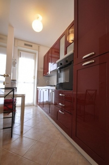 PPC private property consultants: Large Studio Flat between Centrale and Piazza della Repubblica