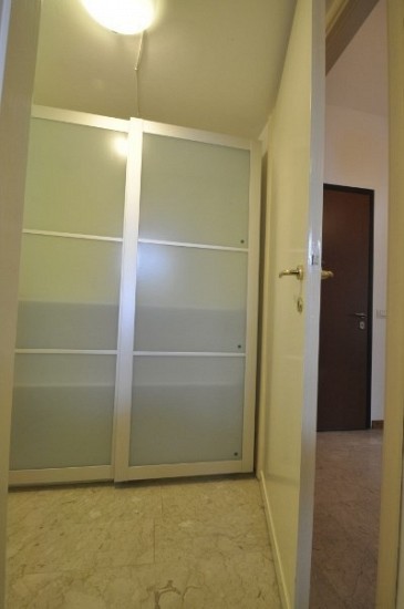 PPC private property consultants: Large Studio Flat between Centrale and Piazza della Repubblica