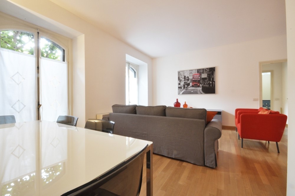 PPC private property consultants: Prestige apartment along Via Passione