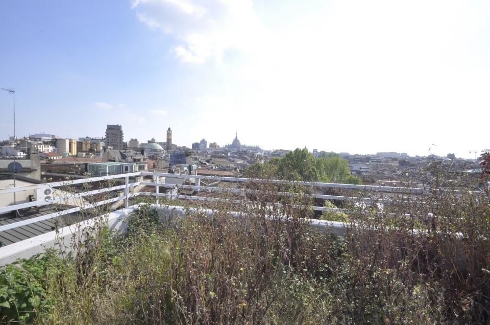 PPC private property consultants: شقة فوق السطح مع شرفة واسعة تطل على الكاتدرائية