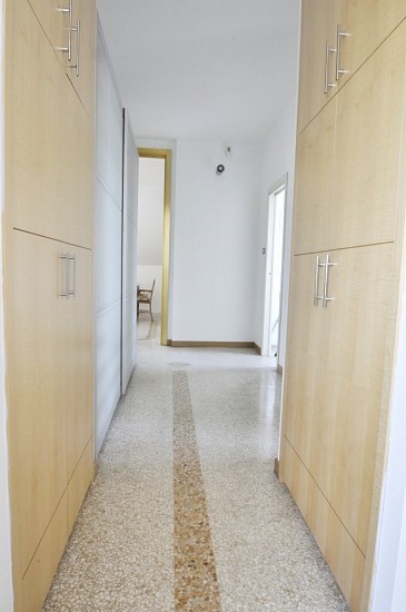 PPC private property consultants: شقة فوق السطح مع شرفة واسعة تطل على الكاتدرائية