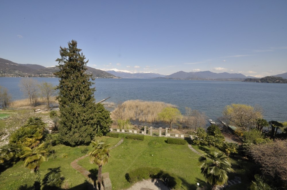 PPC private property consultants: فيلاّ تاريخية مع شاطئ ورصيف خاص تتواجد على بحيرة ماجّوري 