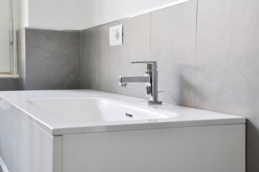 PPC private property consultants: Ampio Appartamento ristrutturato in villa con giardino