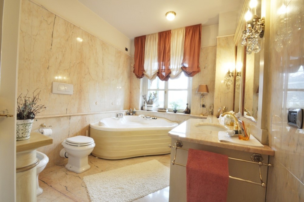 PPC private property consultants: Elegant renovated apartment in the hippodrome area