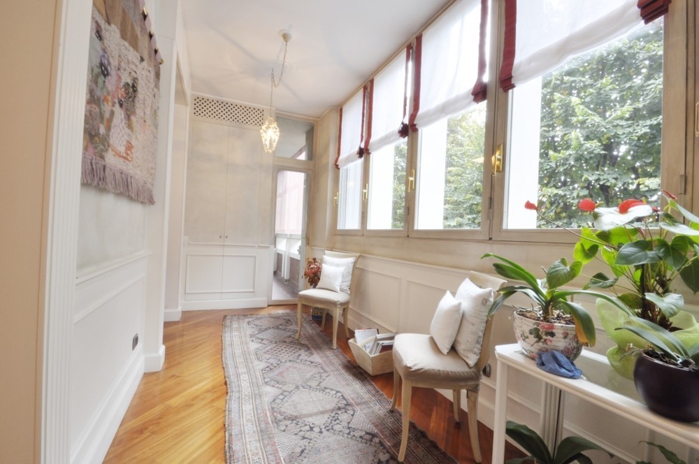 PPC private property consultants: Elegant renovated apartment in the hippodrome area