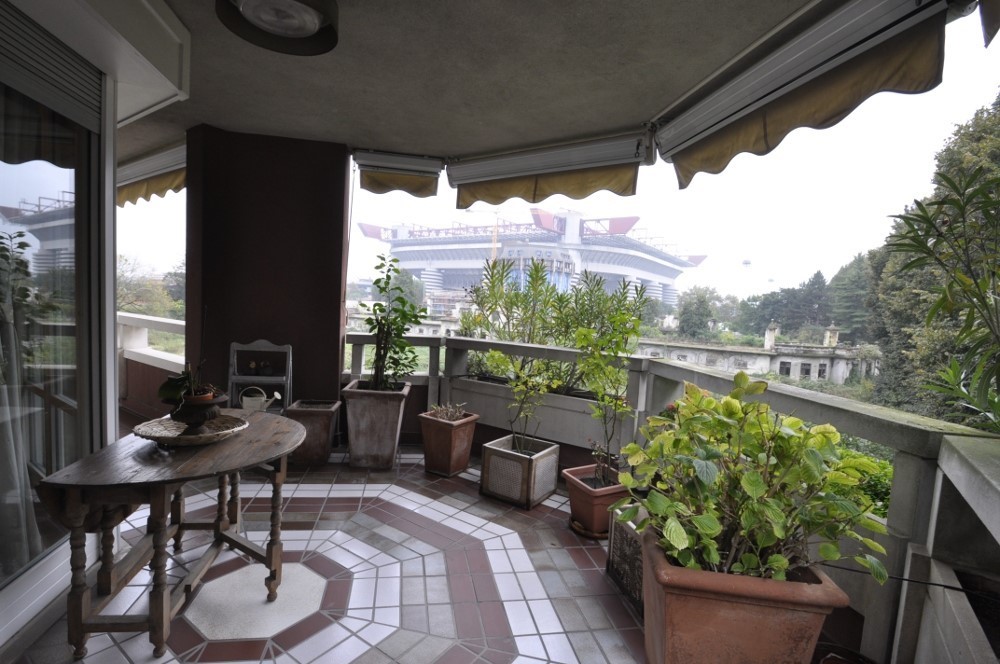 PPC private property consultants: Elegant renovated apartment in the hippodrome area