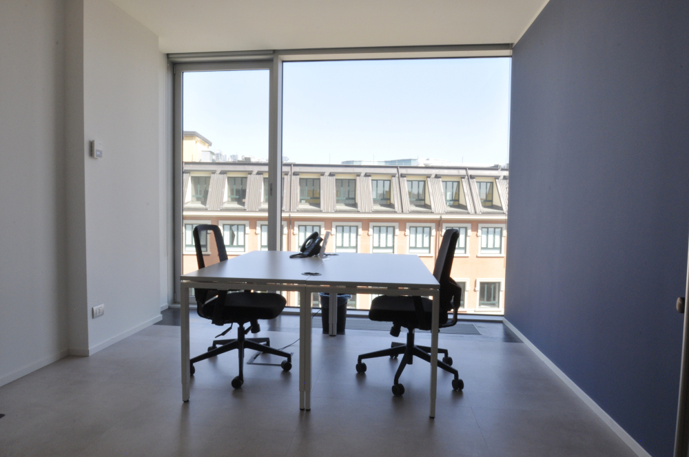 Office Rent Milan: Coworking Center in a new office building located in Via Tortona