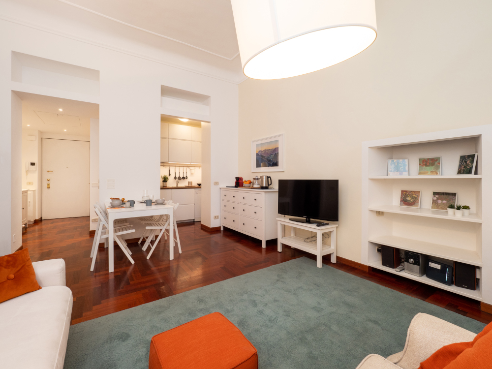 Marangonirent: Elegant One Bedroom flat in the Indipendenza Area