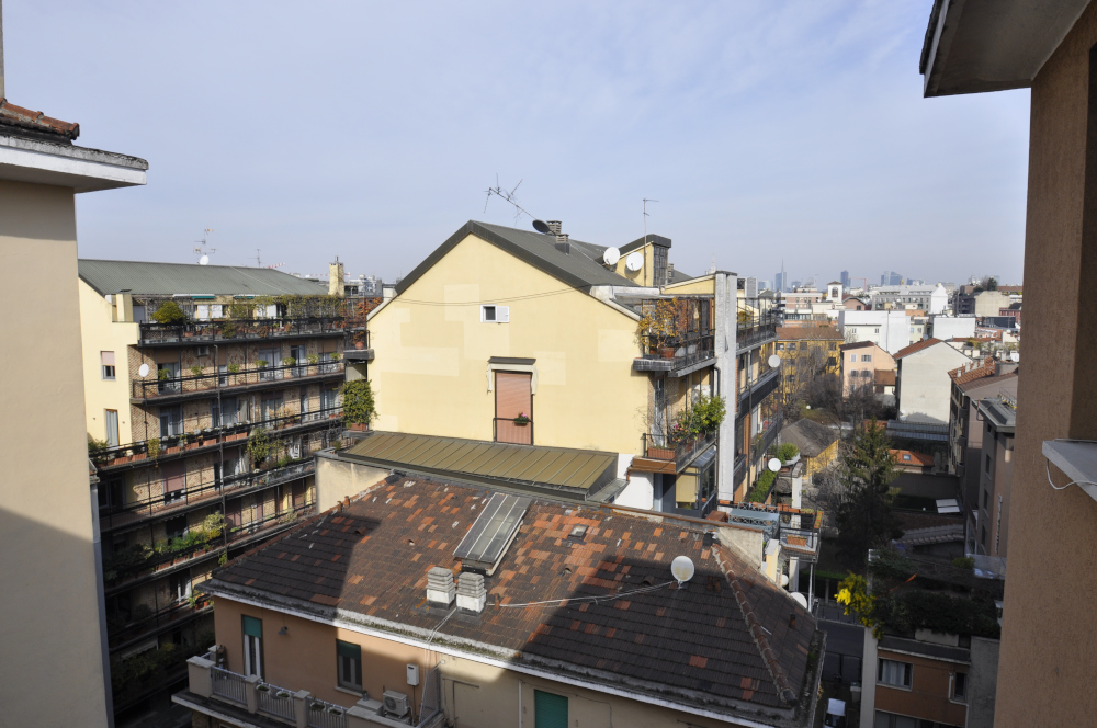 Marangonirent: Small two bedrooms flat at the top floor of a building in Porta Romana