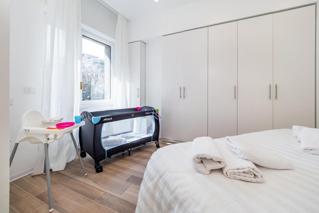 Marangonirent: Newly renovated One Bedroom flat next to Viale Campania
