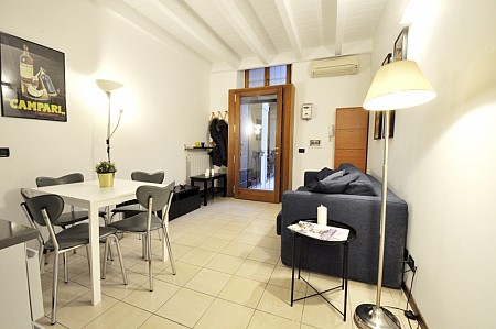 Marangonirent: One Bedroom flat near Bocconi and NABA